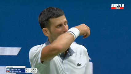 Djokovic bật khóc với cú sốc ở US Open