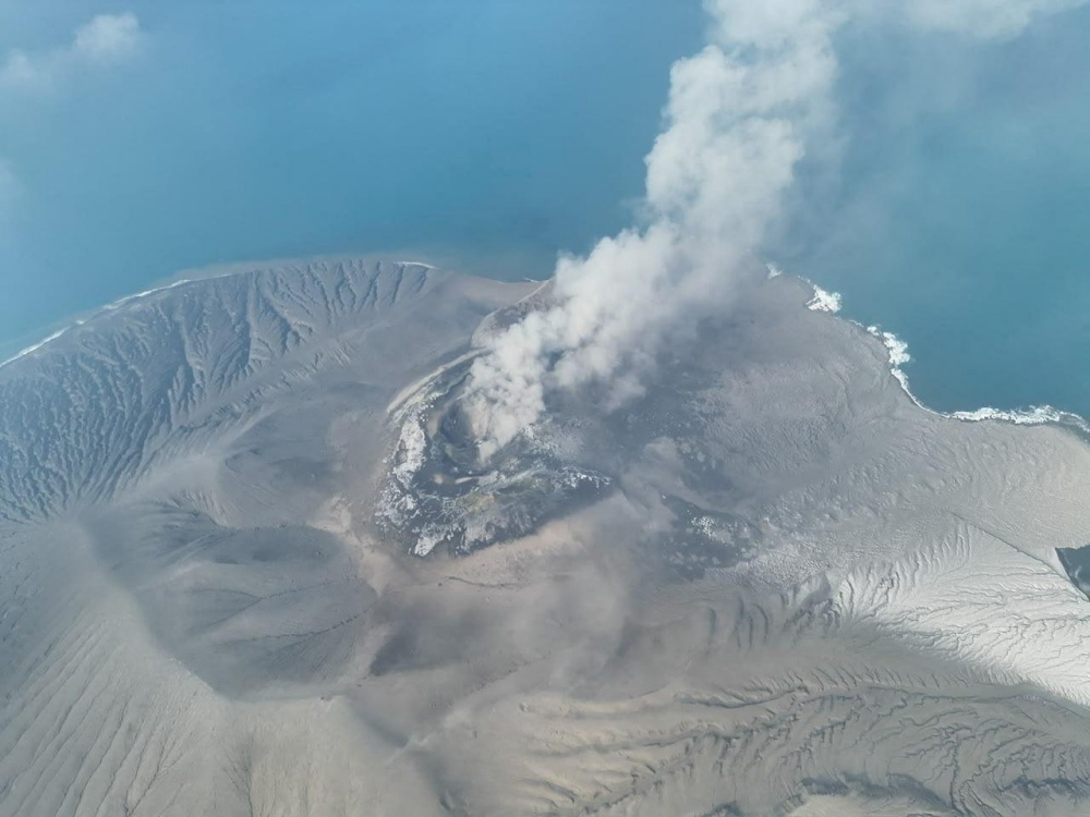 Núi lửa Anak Krakatau đe dọa FIFA ASEAN Cup 2026?