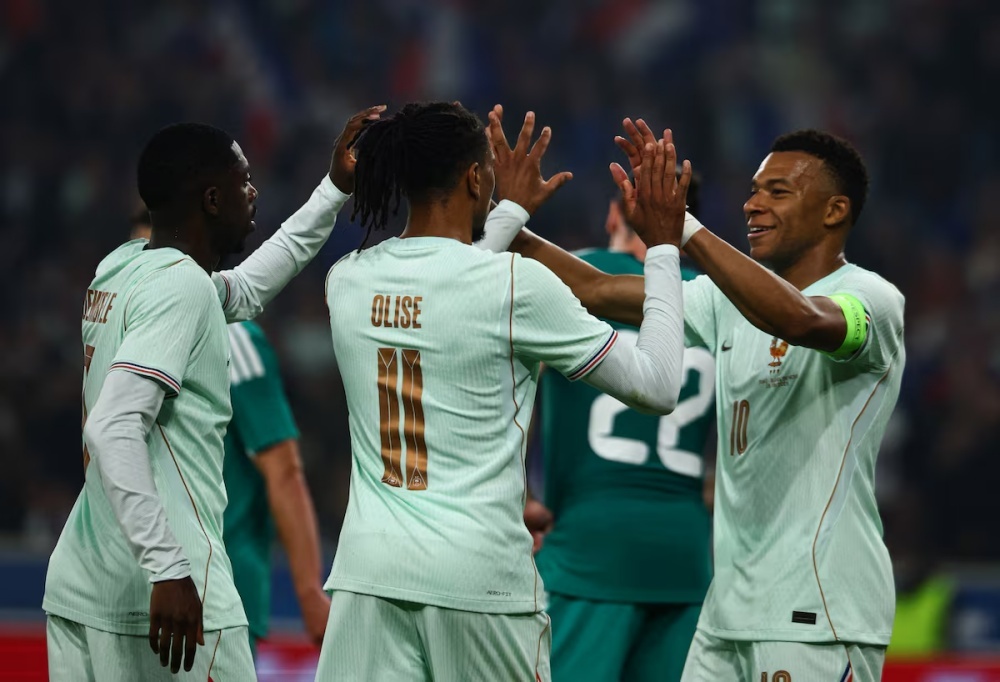 Mbappe gây chia rẽ tuyển Pháp