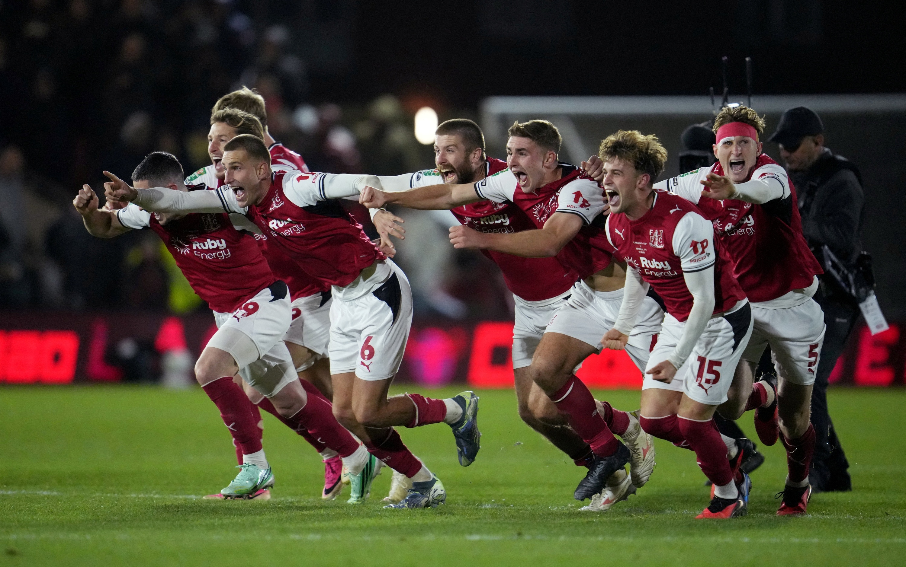 Arsenal ảnh 1
