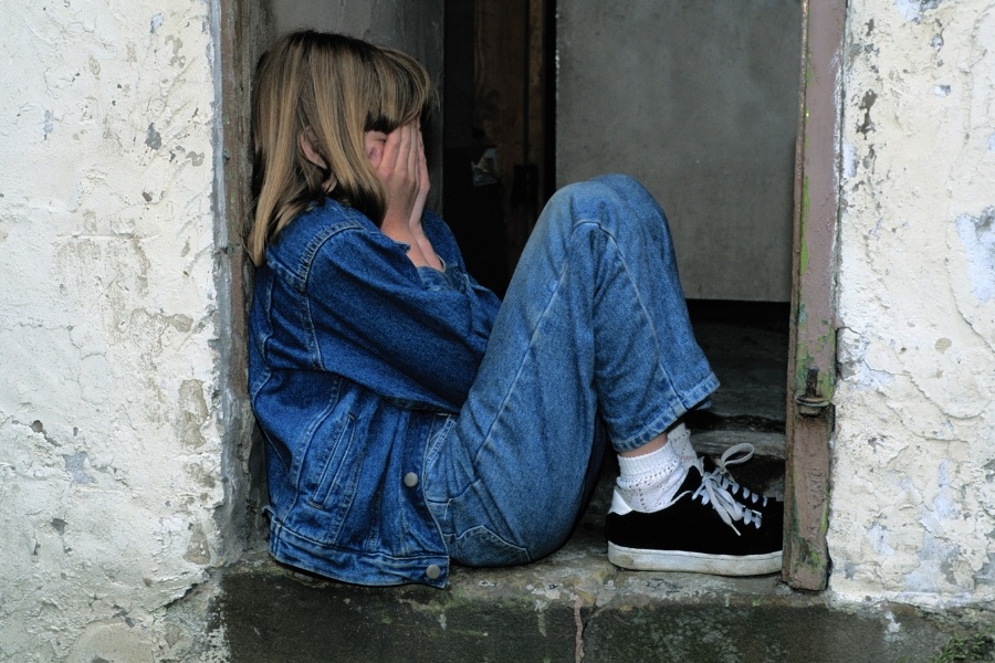 Bao ve tre em truoc nguy co xam hai hinh anh