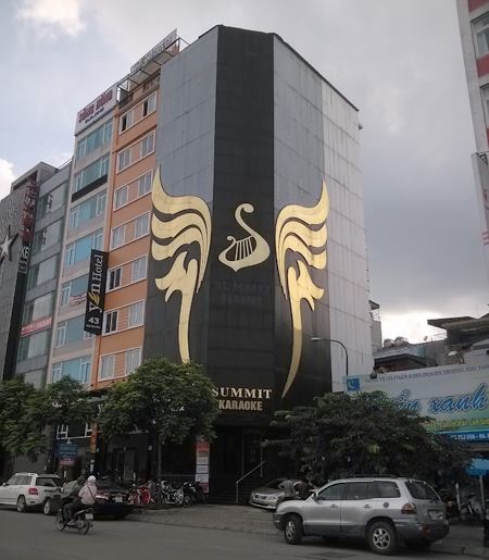 Quán karaoke, nơi xảy ra vụ việc.