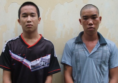 Hai tên cướp Thông và Nhân tại cơ quan công an.