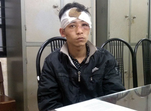 Linh tại trụ sở công an. Ảnh: Nguyễn Hoàng.