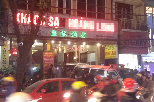 Thi the thanh nien boc mui sau 5 ngay khong tra phong hinh anh