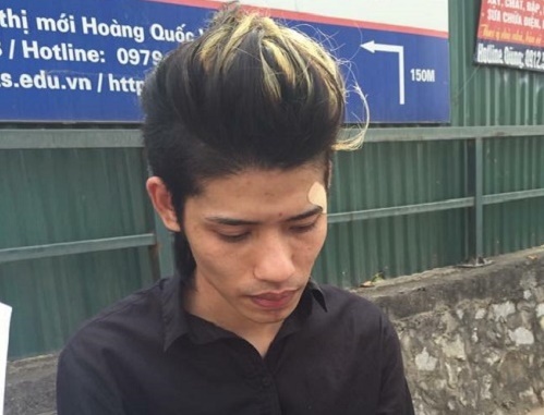 Giau ma tuy trong bao li xi roi chay vao tiem sua xe de tron hinh anh