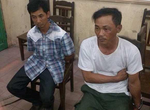 Ba canh sat truy duoi hai nguoi dan ong trong dem hinh anh