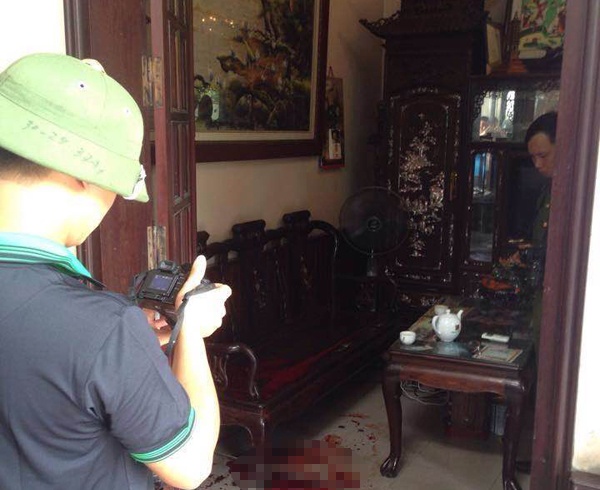 Giam doc cong ty bi chem tu vong tai nha hinh anh