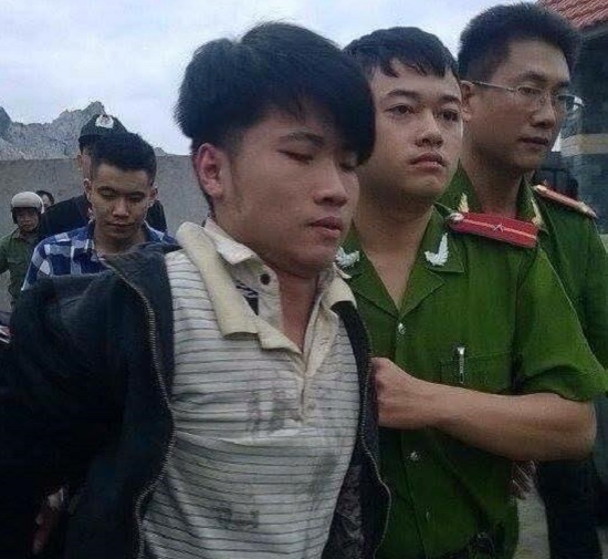 Thanh nien nghi ngao da dam chet nguoi giua cho hinh anh