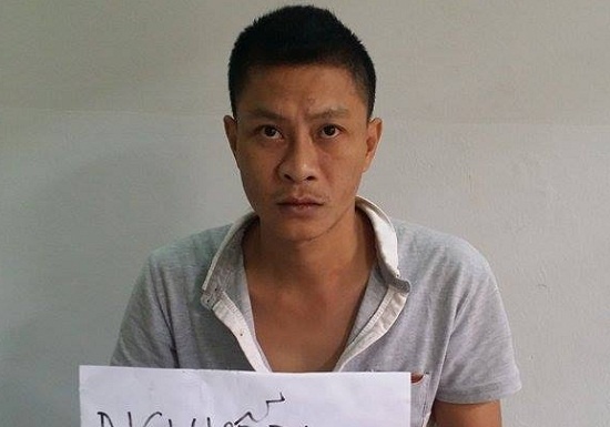 Hung thu truy sat nguoi trong dem ra tu thu hinh anh