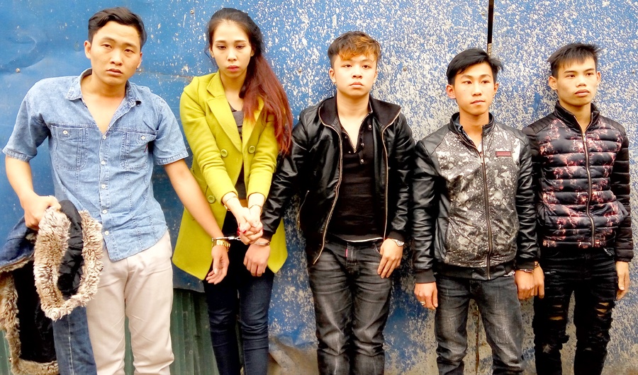mang thuốc lắc đi tiêu thụ ảnh 1 mang thuoc lac di tieu thu anh 1