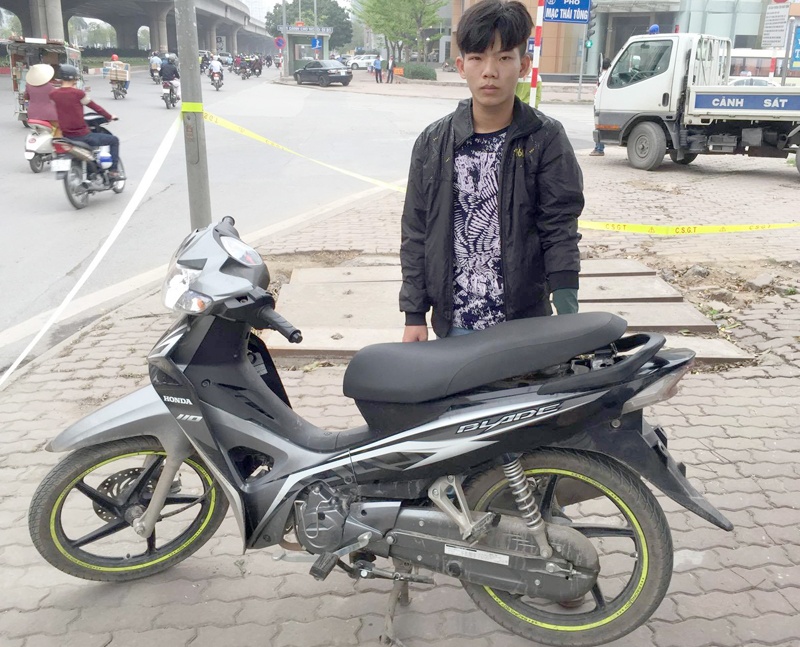 cảnh sát giao thông bắt tên trộm ảnh 1 canh sat giao thong bat ten trom anh 1
