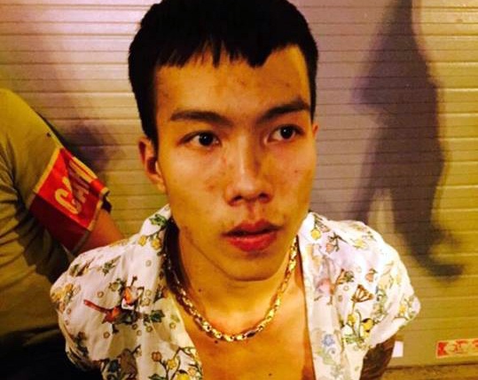 Khach di taxi giau hang chuc goi ma tuy trong quan lot hinh anh
