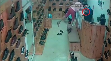 vo mua giay trom dien thoai anh 1