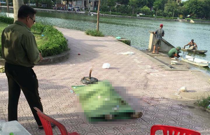 Nhay xuong ho tu tu ngay sau khi duoc cuu vot hinh anh