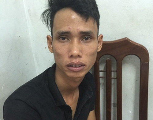 Thanh nien di xe may hat vang CSGT bi khoi to hinh anh