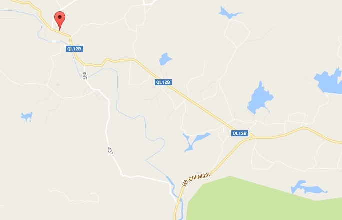 taxi lao xuống suối ảnh 2 taxi lao xuong suoi anh 2