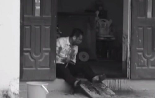 Nguoi dan ong tu dam dao vao nguoi sau tai nan giao thong hinh anh