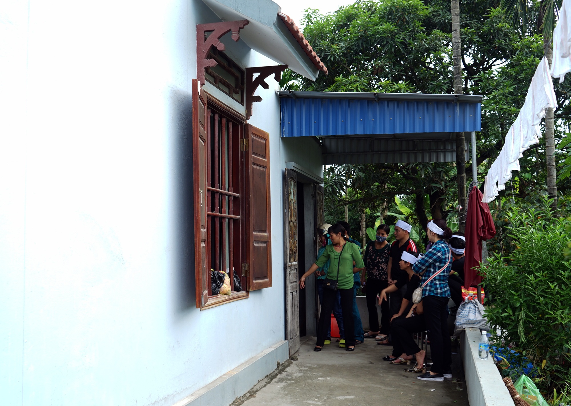 4 ba chau bi giet anh 10