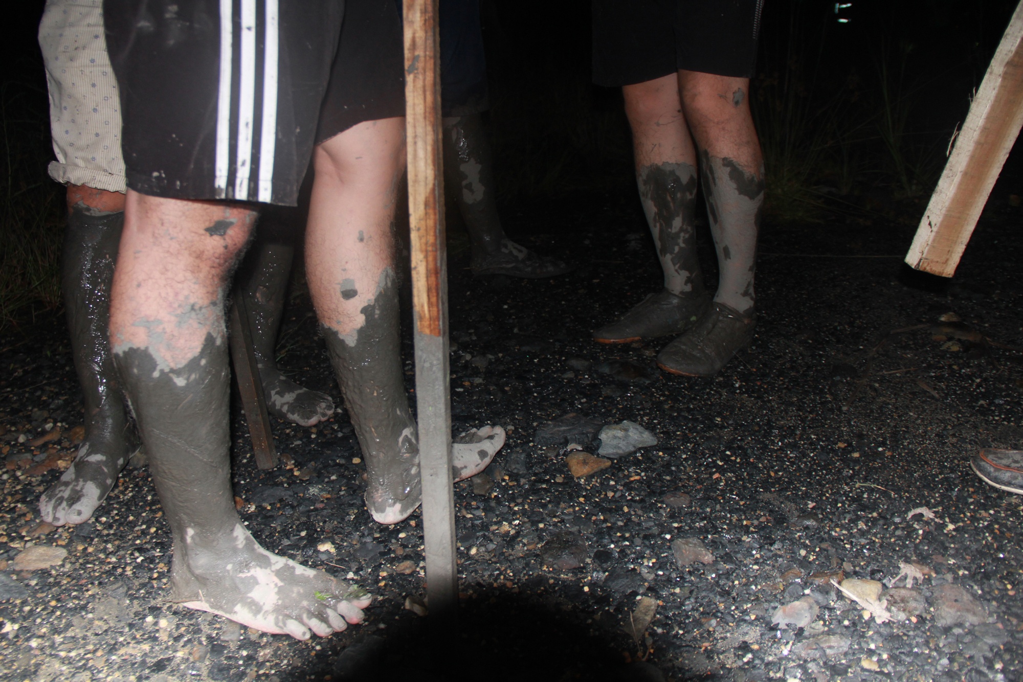 4 ba chau bi giet anh 12