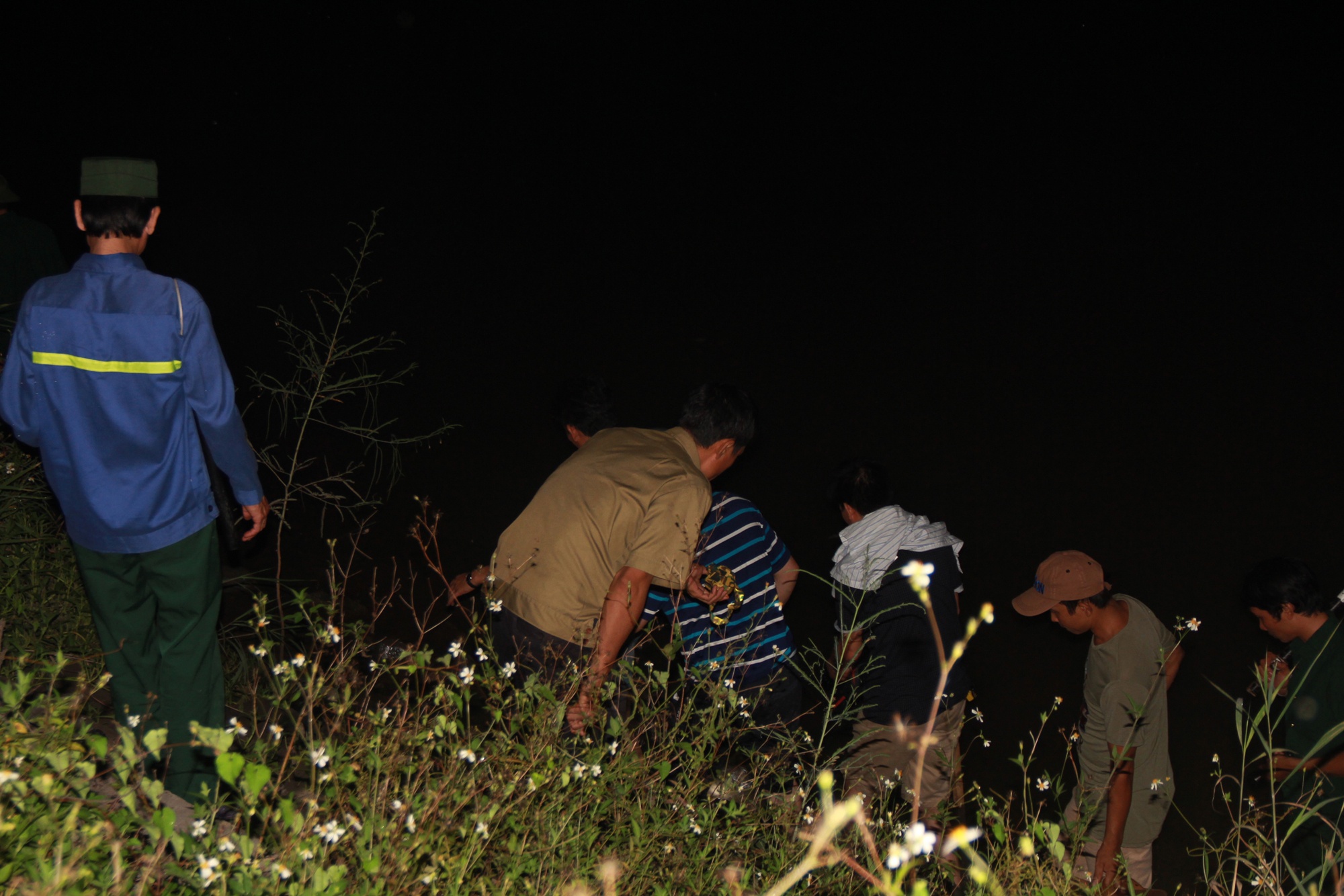 4 ba chau bi giet anh 2