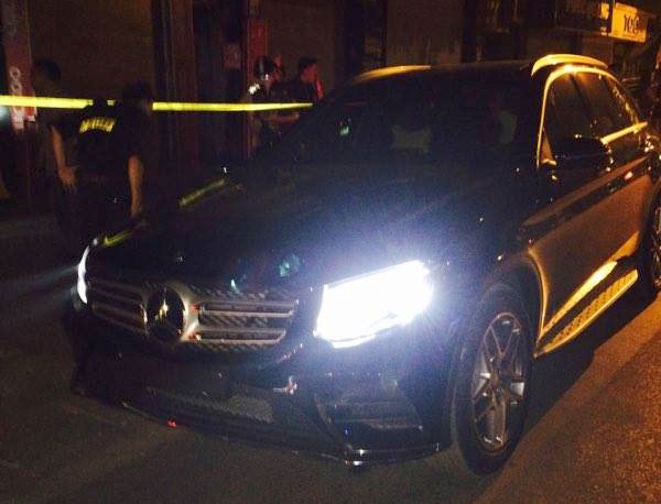 truy đuổi xe Mercedes phố Huế ảnh 1 truy duoi xe Mercedes pho Hue anh 1