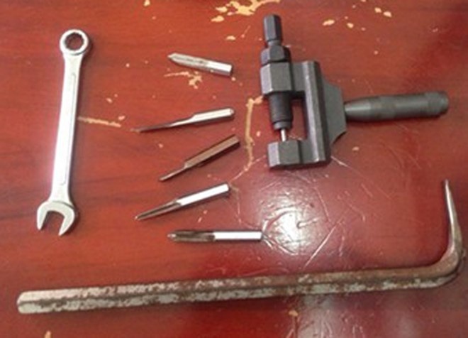 Đào tẩu khỏi trụ sở công an ảnh 1 Dao tau khoi tru so cong an anh 1