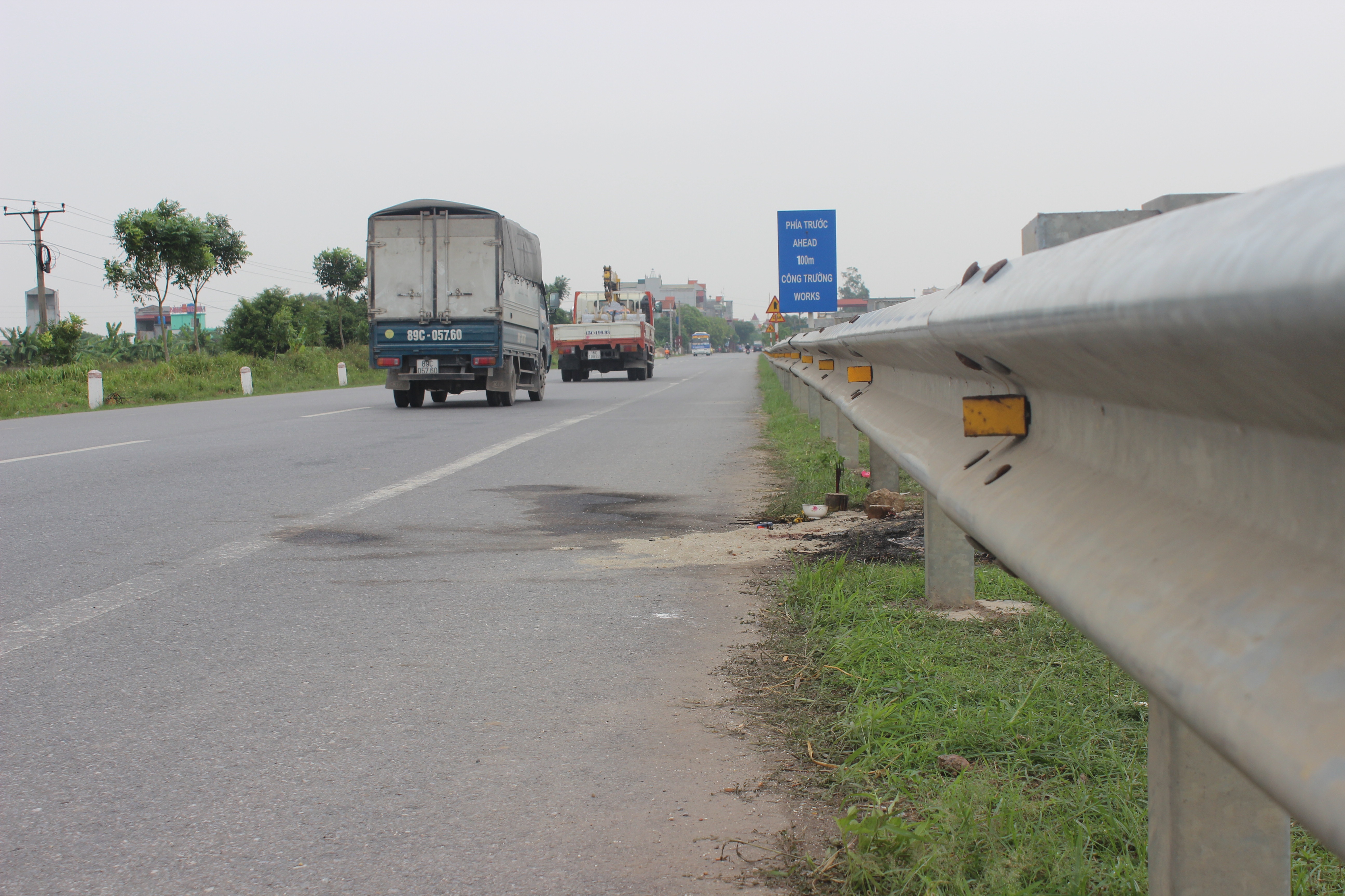 Hien truong nguoi phu nu di xe SH tu vong anh 5