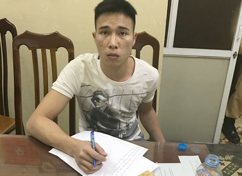 Cảnh sát truy đuổi cướp giật ảnh 1 Canh sat truy duoi cuop giat anh 1