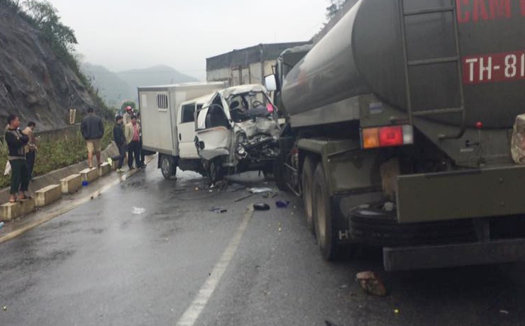 xe cho pham dam xe bien do anh 2