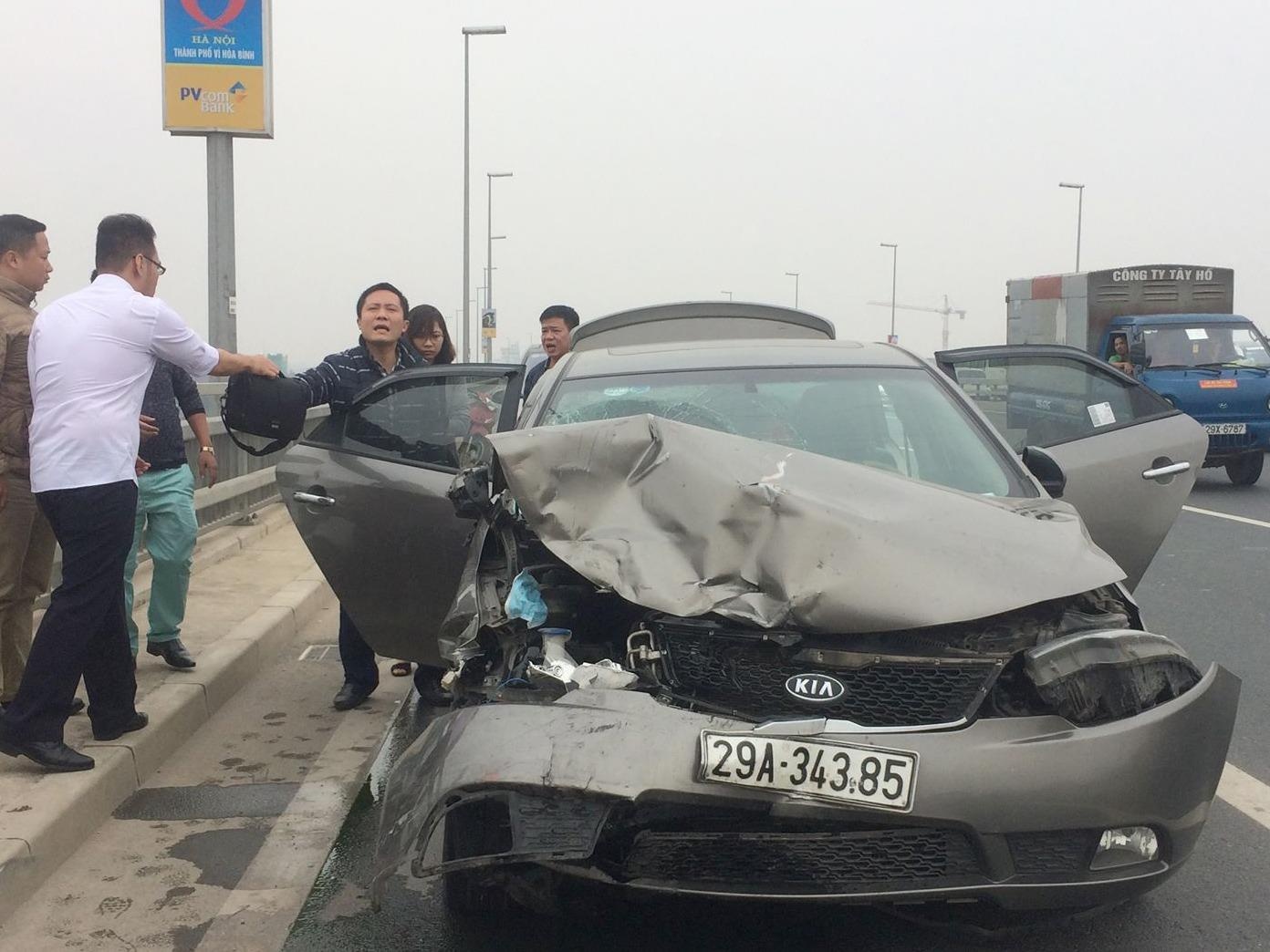 23 nguoi chet vi tai nan giao thong ngay dau nghi le hinh anh