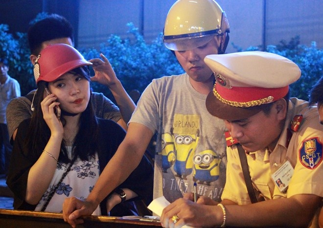 Hon 200 nguoi vi pham nong do con bi xu phat moi ngay hinh anh