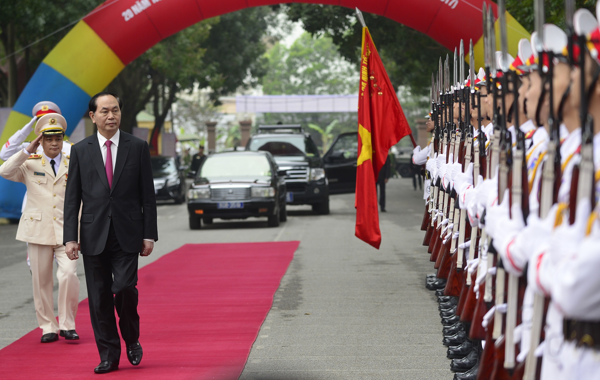 Canh sat dac nhiem co dong anh 1