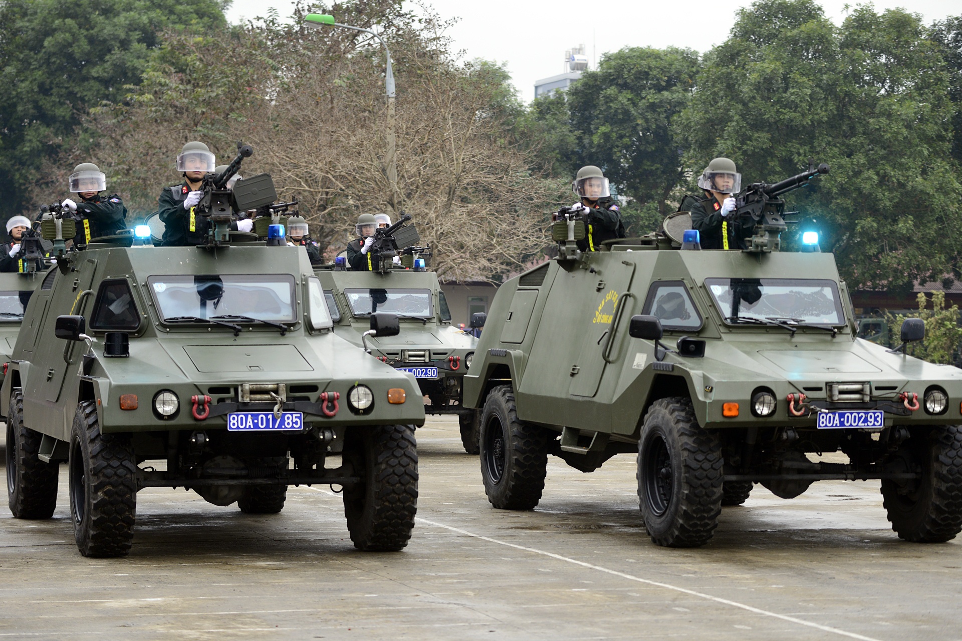 Canh sat dac nhiem co dong anh 5