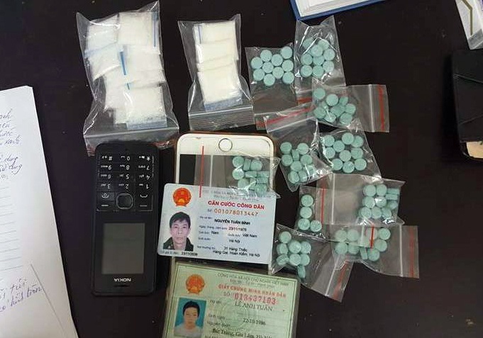 Cảnh sát 141 bắt thuốc lắc ảnh 1 Canh sat 141 bat thuoc lac anh 1