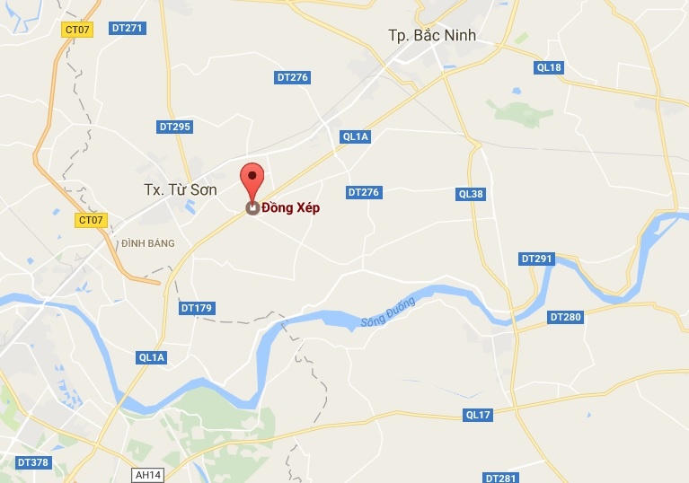 Dùng súng cướp cửa hàng điện thoại ảnh 2 Dung sung cuop cua hang dien thoai anh 2