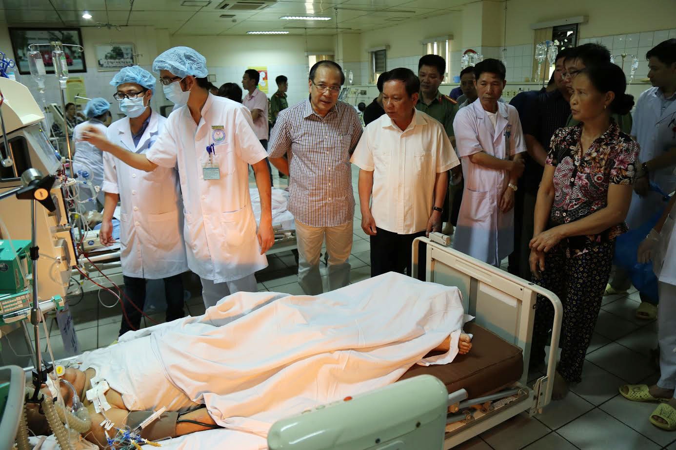 Khoi to vu 7 benh nhan tu vong khi chay than o Hoa Binh hinh anh