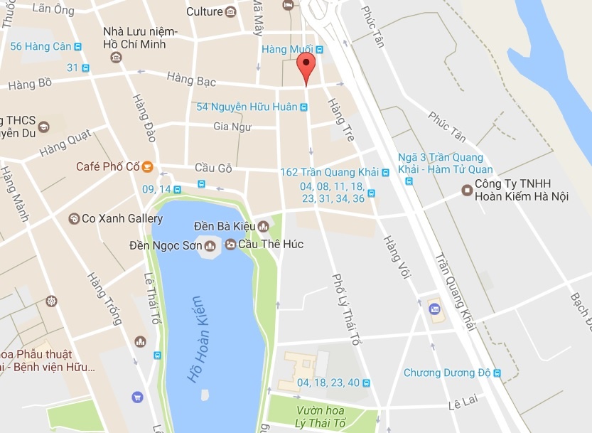 Nu nhan vien moi truong bi danh anh 2