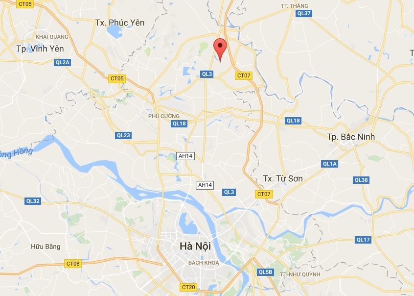 Tau hoa dam xe tai o Soc Son anh 2