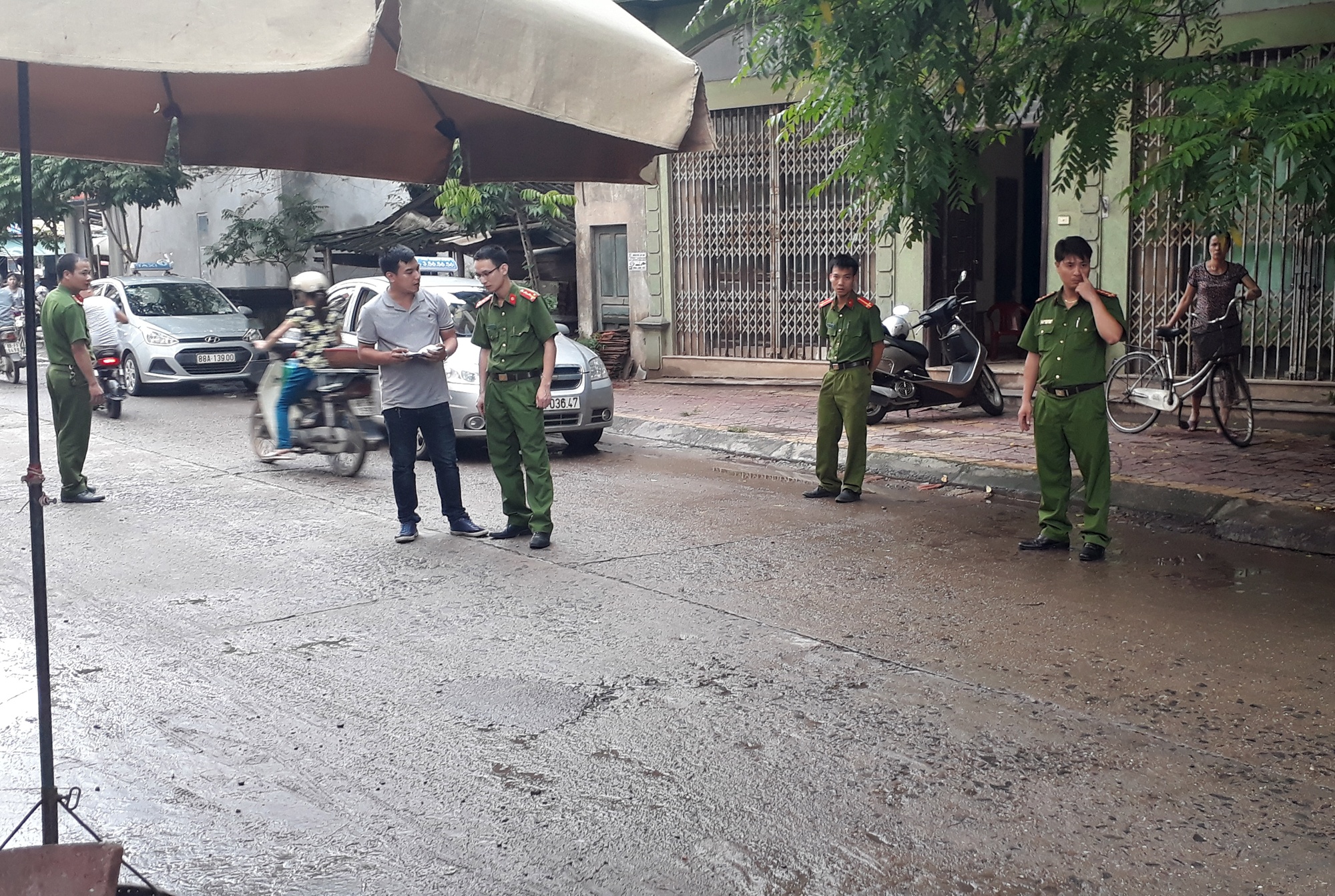 Thanh nien bi chem lia dau o Vinh Phuc anh 3