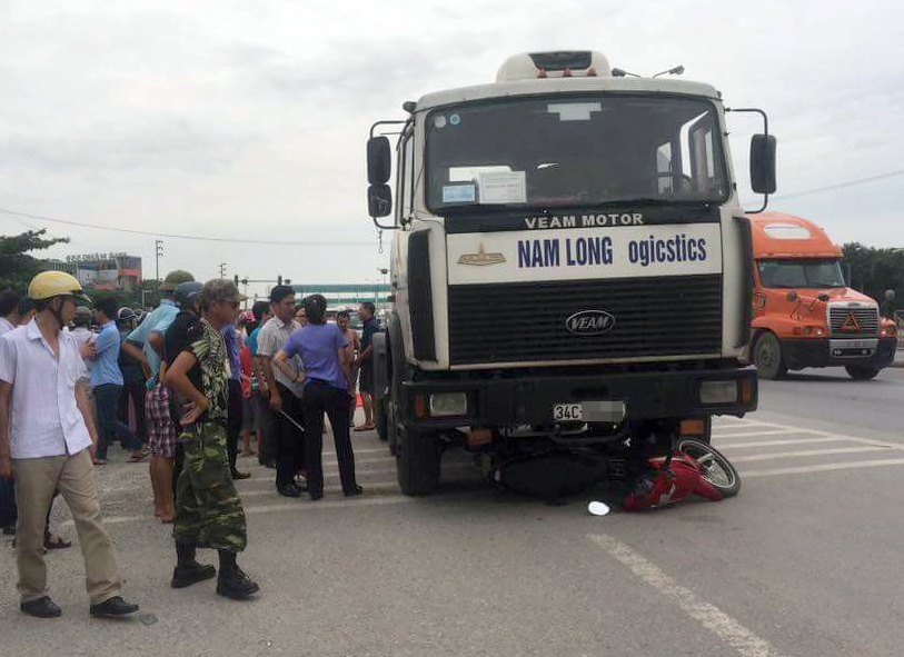 Mẹ con bị tai nạn ở Hải Dương ảnh 1 Me con bi tai nan o Hai Duong anh 1