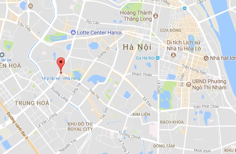 Dùng gậy tấn công CSGT ảnh 2 Dung gay tan cong CSGT anh 2