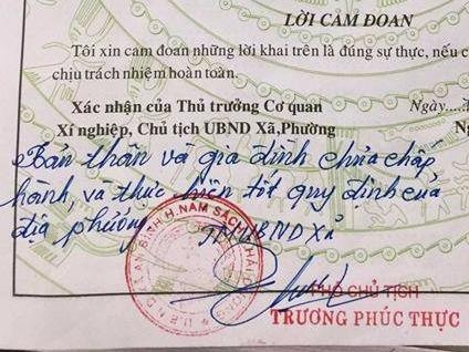 Pho chu tich xa phe binh ca nha co gai khi xac nhan so yeu ly lich hinh anh