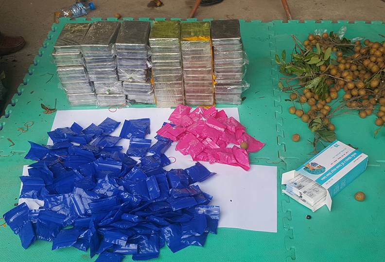 giấu heroin trong thùng nhãn ảnh 1 giau heroin trong thung nhan anh 1