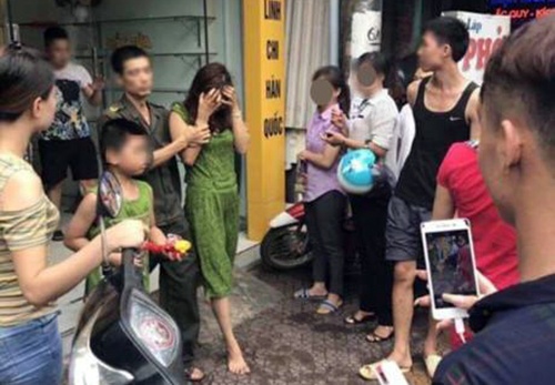 Nguoi dan ong tu vong sau khi quan he voi nu nhan vien bao hiem hinh anh