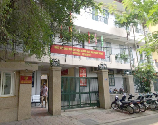 No sung trong tiem sua xe o Cau Giay anh 2