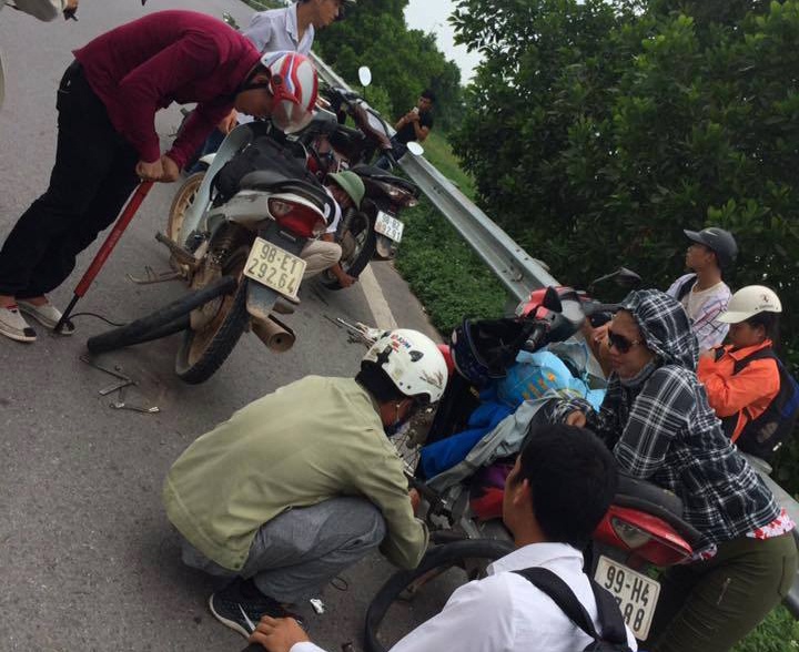 Rải đinh cao tốc Bắc Giang ảnh 2 Rai dinh cao toc Bac Giang anh 2