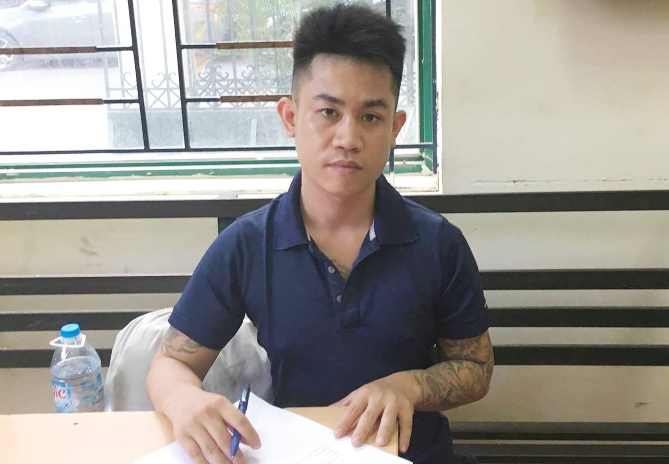 Cuop iPhone o Quan Nhan anh 1