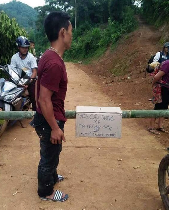 Tu y chan duong thu tien o Lai Chau anh 1