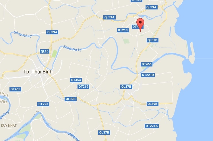 Bé trai bị ngã ở trường mầm non ảnh 2 Be trai bi nga o truong mam non anh 2